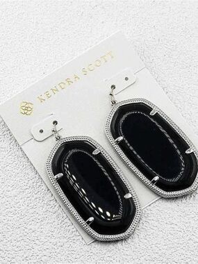 Kendra Scott Black Danielle Style Drop Earrings - Silver Frame